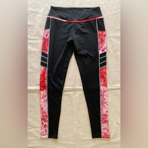 NWT Sugar Pocket Black Athletic Leggings Red Patterned Accent Size XL